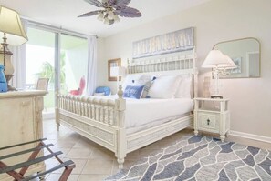 2 habitaciones, tabla de planchar con plancha y cuna de viaje 
