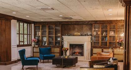 109 · Bartlesville Ranch #109 - Hotel Phillips