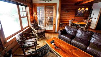 Premium Townhome, 3 Bedrooms, Mountain View, Lakeside | Living area