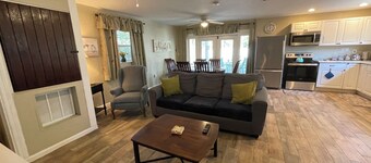 ￼  Peaceful Two Bedroom Guest House near Wekiva River and State Parks ￼