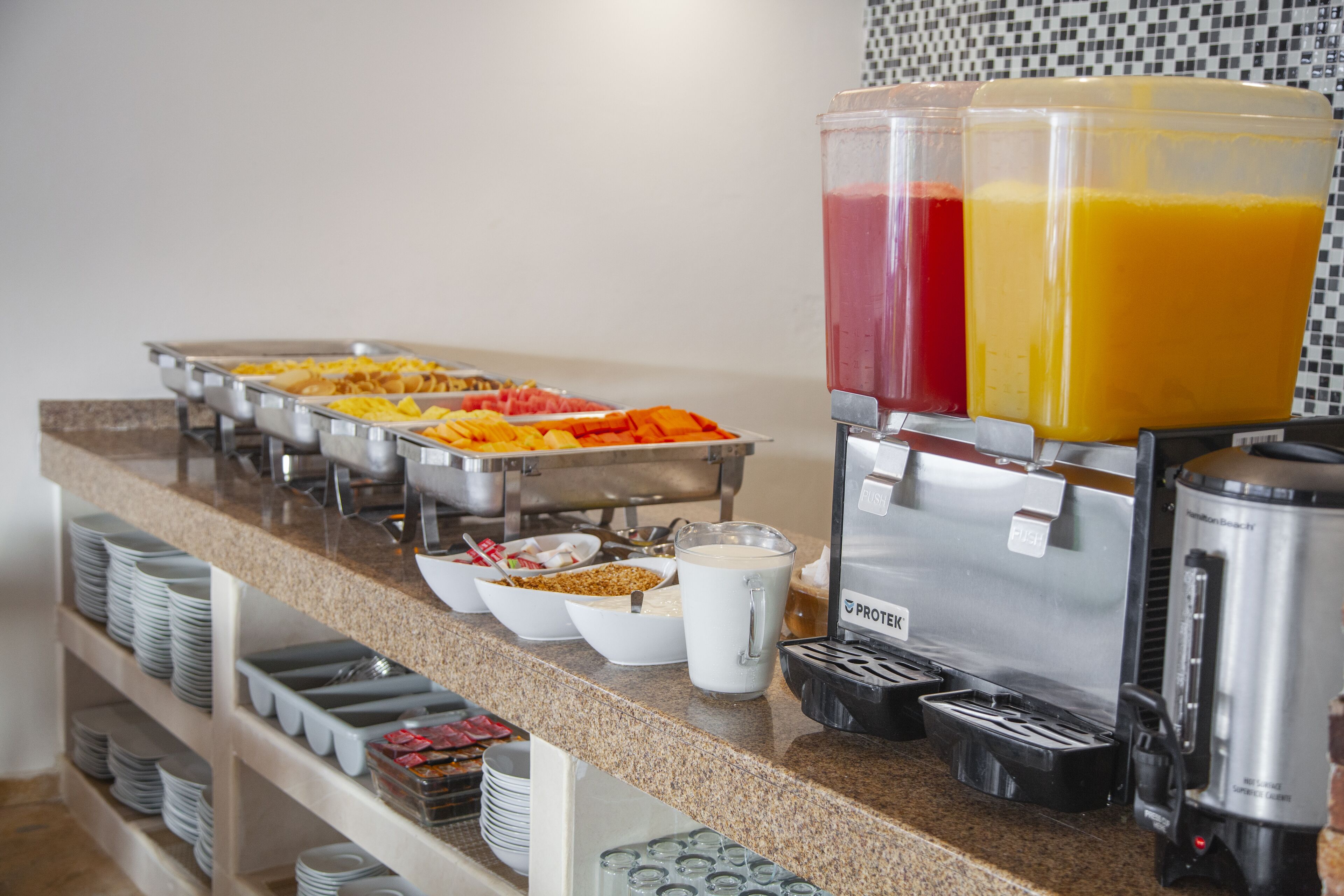 free daily english breakfast