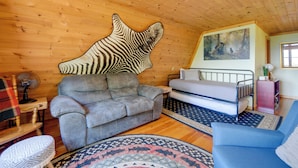 TV, fireplace, video games, books - Sip, Soak & Unwind: Waynesville Cabin w/ Hot Tub (Waynesville)