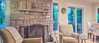 Highlands Home w/ Fireplace, Views, & Trails!