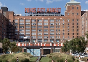 Exterior - Elegant Hilltop Living | 3BR | Mins to Downtown (Lithonia)