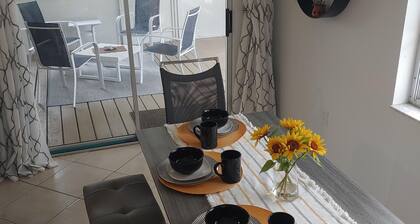Newly remodeled, all new furniture, beaches, shopping, restaurants, golf, tennis