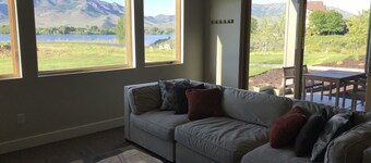 Affordable Pineview Reservoir 2 Bedroom Suite with a View