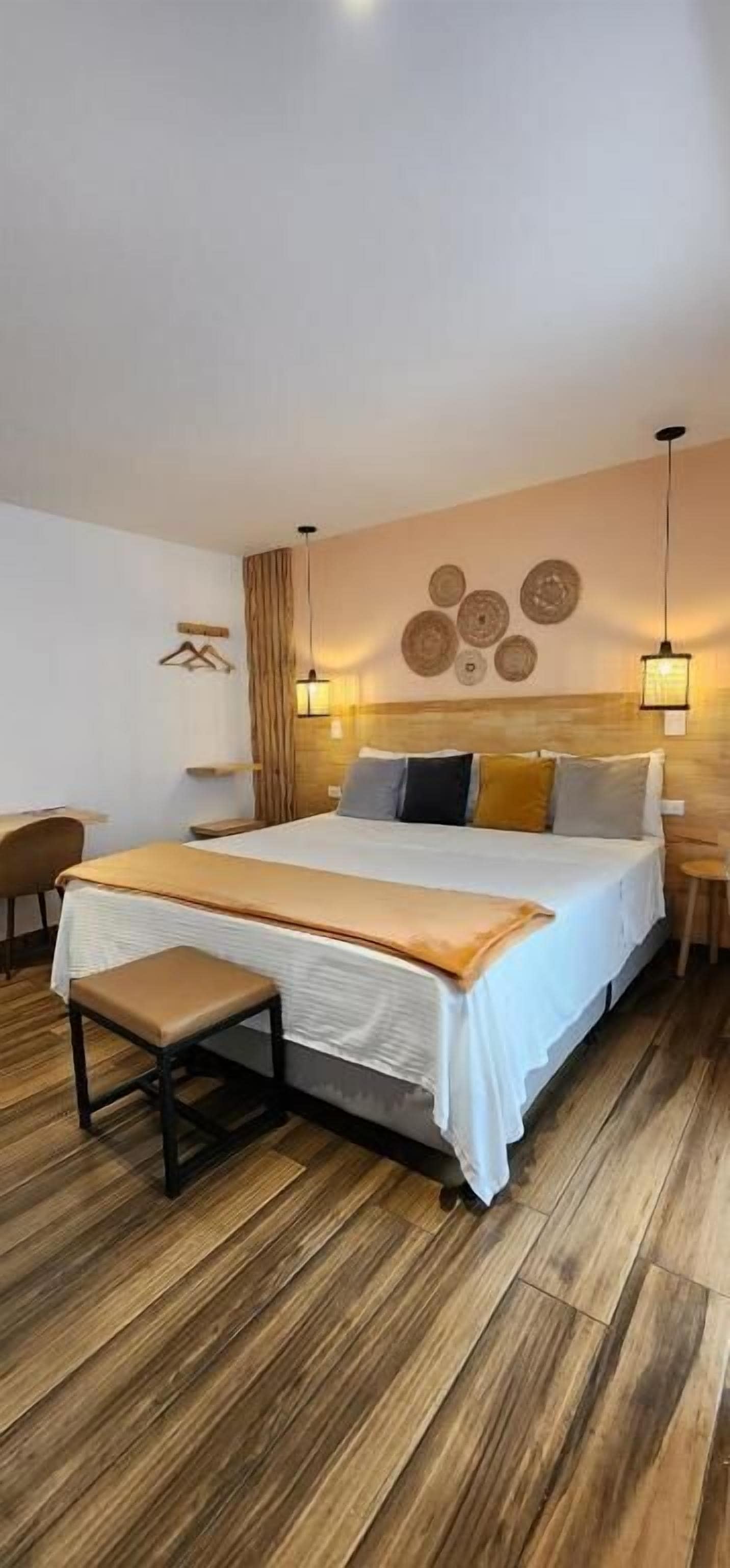 superior double room, balcony | 1 bedroom, premium bedding, desk, laptop workspace