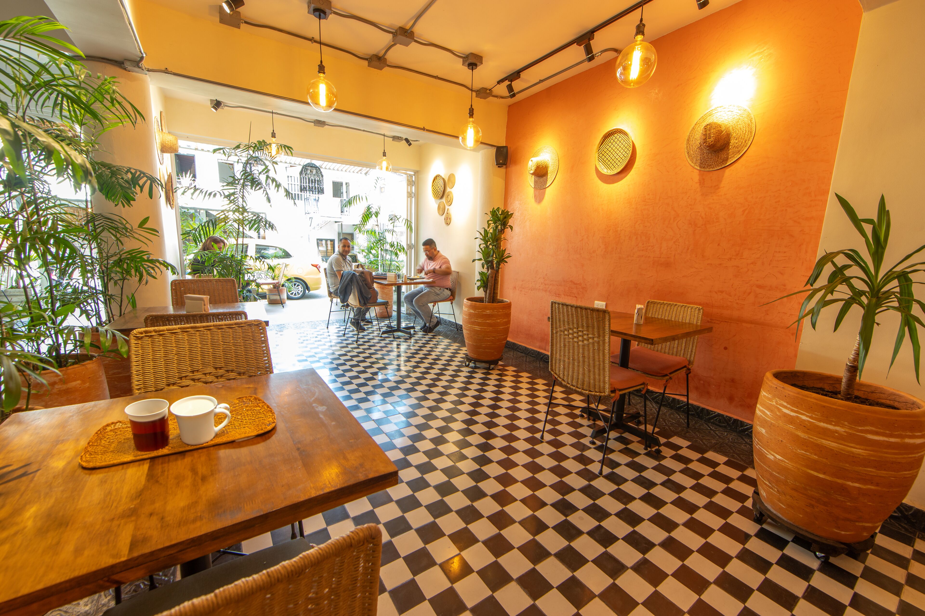 breakfast, lunch, dinner served; local and international cuisine