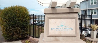 NEW and AMAZING! Spacious! Book now!
DOD, Military Welcome!