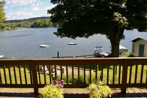 Cozy cottage perfect for family and friends