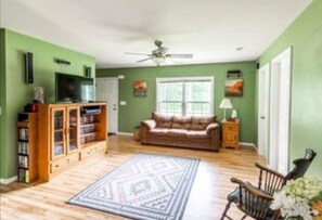 Smart TV, fireplace, video games