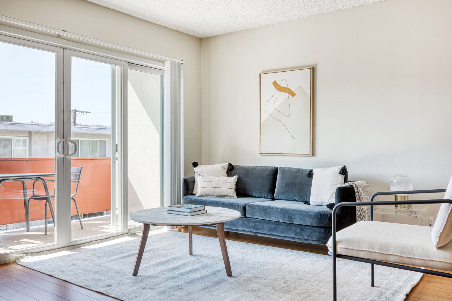 Télévision, chaîne hi-fi