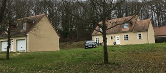 VillaSleeps12-Garden-FreeParking-Bbq-Hike