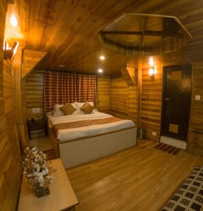 Egyptian cotton sheets, premium bedding, down duvets, memory-foam beds - Goroomgo Broadway Mall Road Darjeeling (Darjeeling)