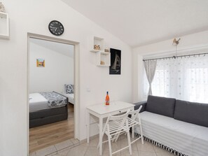 1 bedroom, free Internet