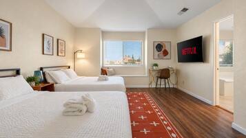 5 habitaciones, escritorio, tabla de planchar con plancha y wifi gratis
