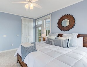 3 bedrooms, iron/ironing board, WiFi, bed sheets