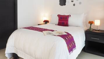 Suite | 1 chambre, coffres-forts dans les chambres, bureau