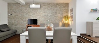 Apartment "DaMaria" with Shared Garden, A/C & Wi-Fi