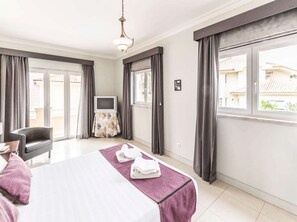 4 chambres, fer et planche Ă repasser, Wi-Fi gratuit, draps fournis