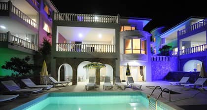 5 Star Super Luxury 9 Bedrooms Villa In Alanya