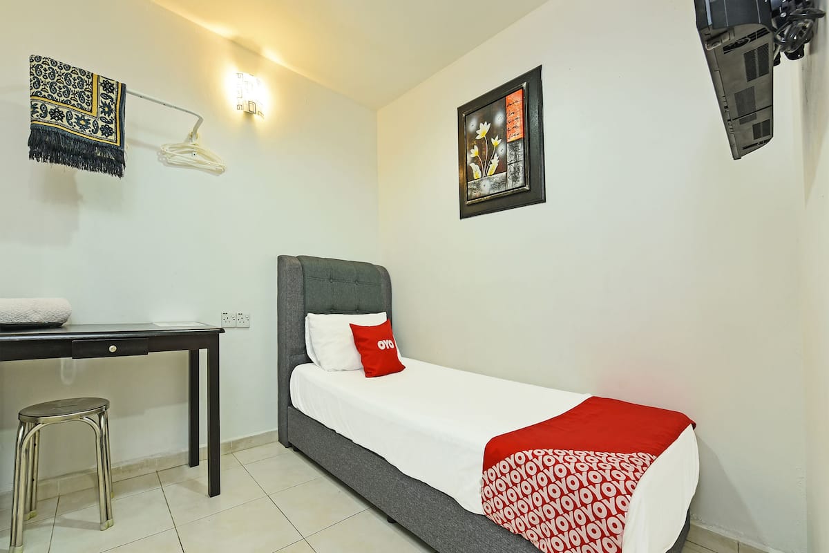 Standard Single Room | 1 bedroom, desk, free WiFi, bed sheets