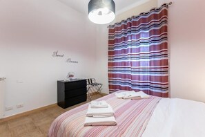 Deluxe Apartment, 1 Bedroom | 1 bedroom, blackout curtains, soundproofing, iron/ironing board - Roma Suite (Rome)