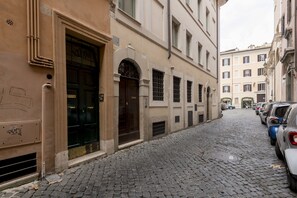 Front of property - Saint Caterina House - Campo de' Fiori (Rome)