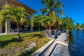 Property grounds - Tarpon Tales | Fantastic boating, pet-friendly (Big Pine Key)