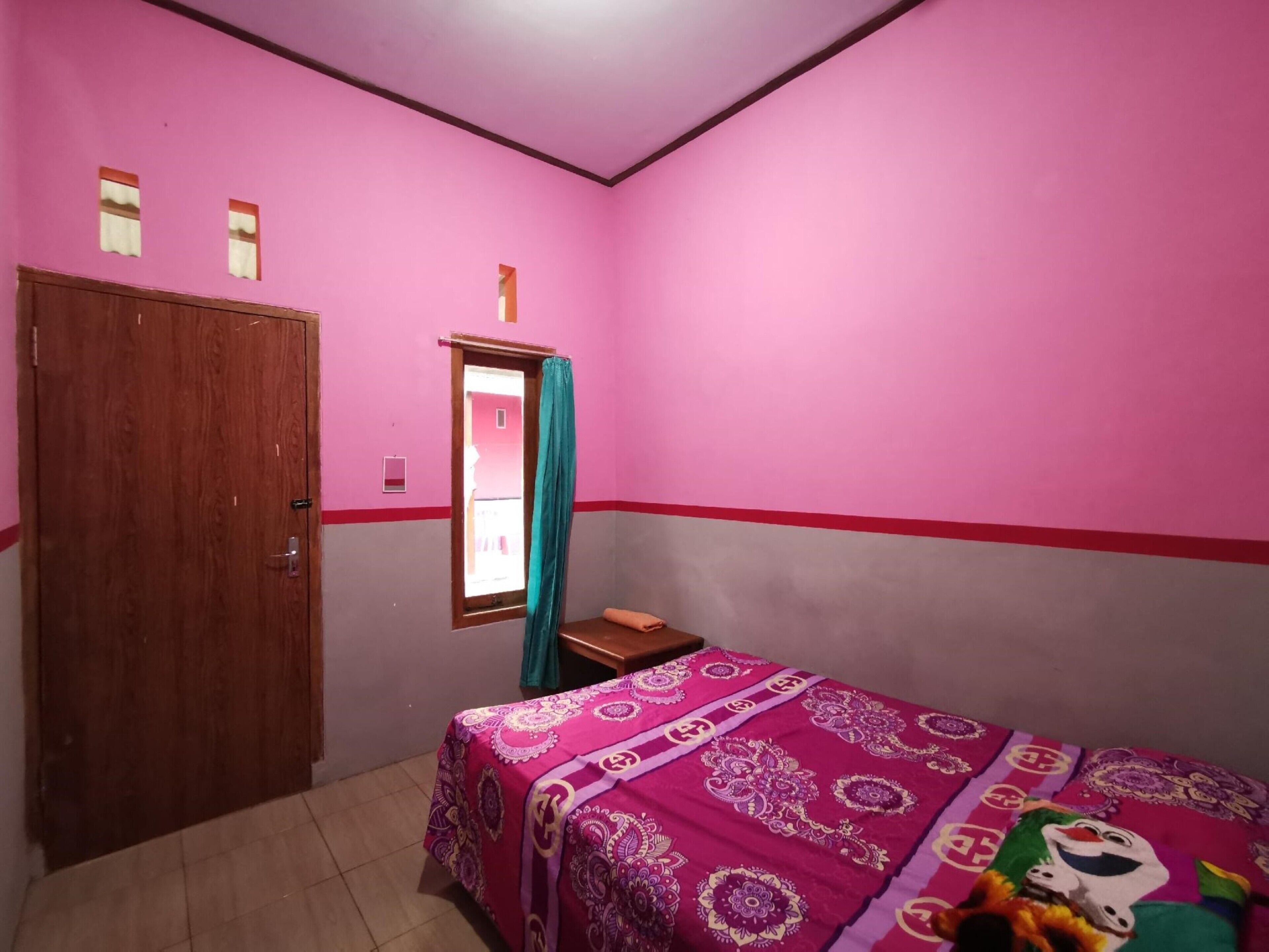 Standard Room, Private Bathroom