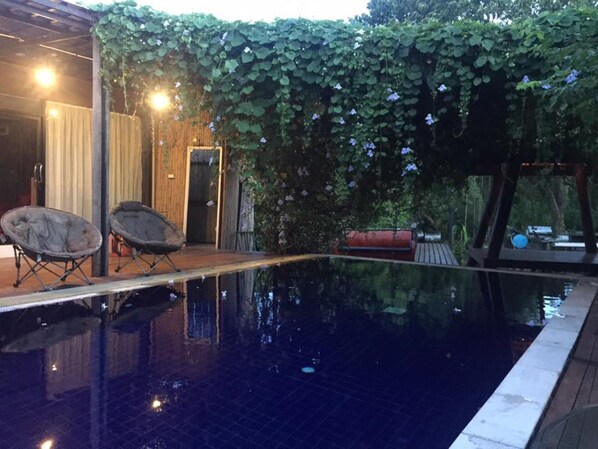 Outdoor pool - The Resort Romklao (Bangkok)