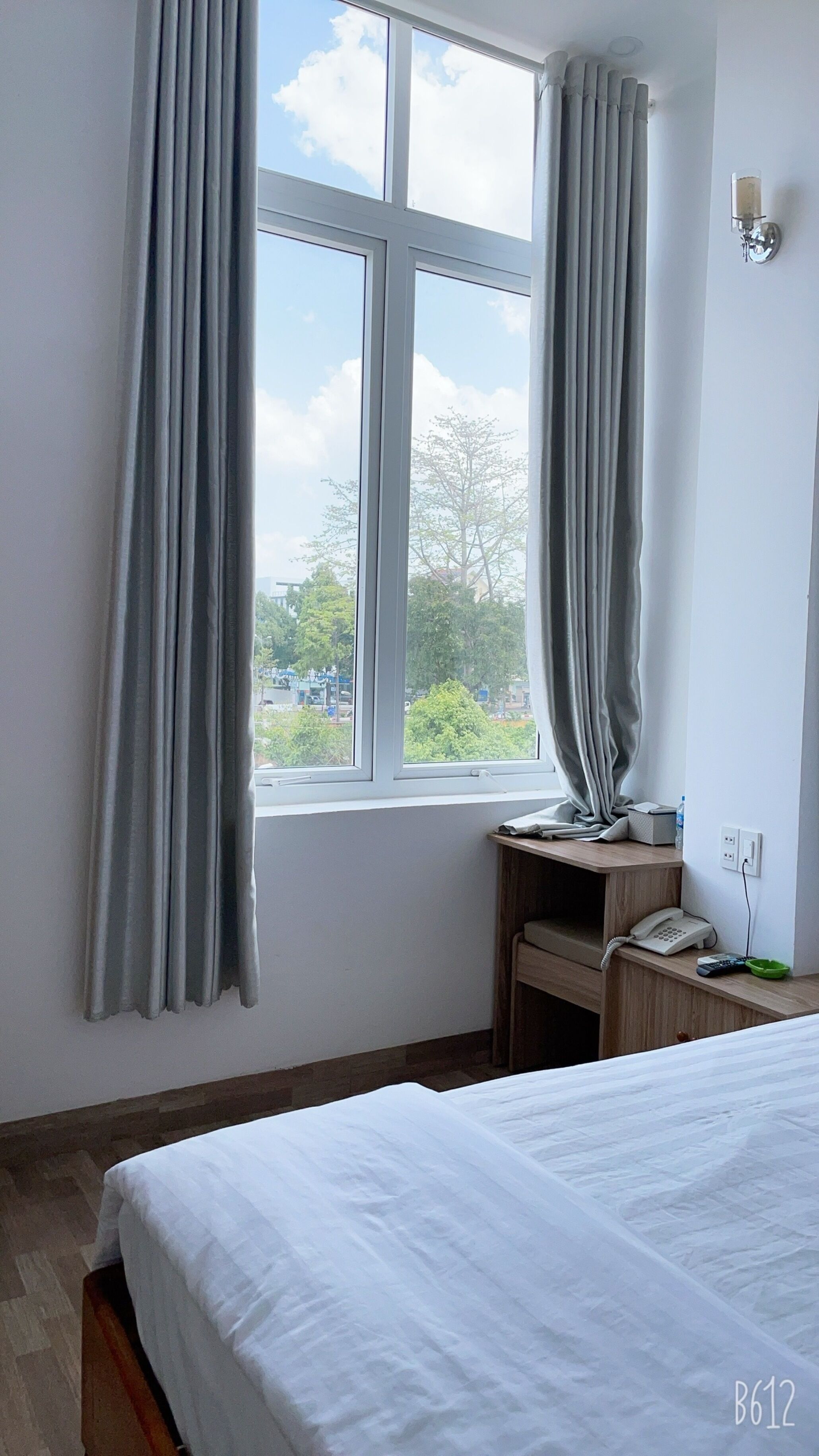 Minibar, desk, free WiFi, bed sheets