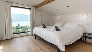 6 chambres, bureau, fer et planche à repasser, lits bébé