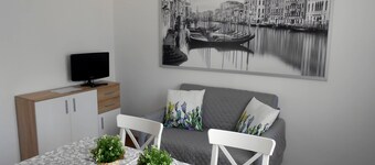 VCE House - YOUR VENICE CHOICE