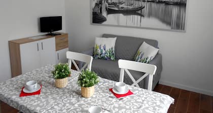 VCE House - YOUR VENICE CHOICE