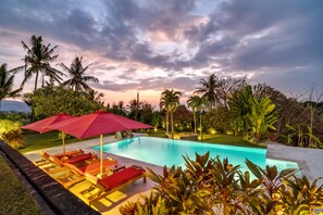 Panoramic Villa, 3 Bedrooms | Garden view - Villa Bloom by Villa Finder (Sukasada)