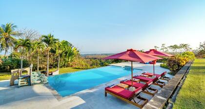 Villa Bloom by Villa Finder