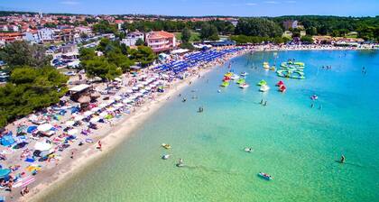 Holiday house for 10 persons only 900m from the beach - Medulin