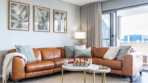 Smart TV, Netflix, streaming services