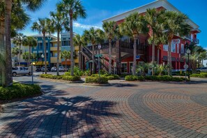 Exterior - Gulf Place Top Floor Corner Balcony with Ocean View (Santa Rosa Beach)