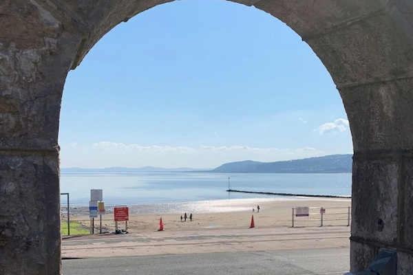 Ubicación cercana a la playa
