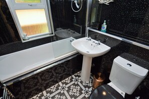Unclassified image, 5 of 21, button - Nursery Cottage - Benmore -  woodland setting, sleeps 4 guests (Benmore, Dunoon)