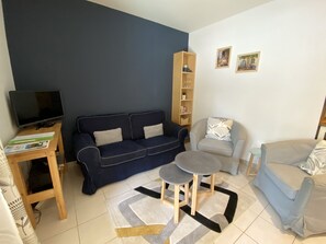 Smart TV - IN THE HEART OF PROVENCE AND VERDON (Aups)
