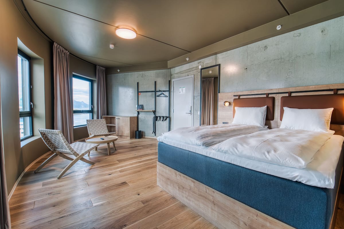 Superior Room, 1 King Bed, Partial Ocean View | Free WiFi, bed sheets