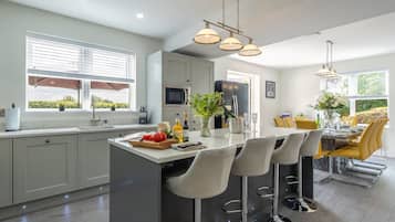 Cottage | Interior