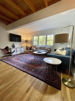 Smart TV, fireplace, table tennis - Private Ogunquit Escape (Ogunquit)