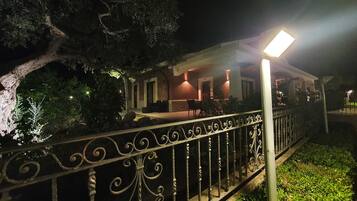 Zimmer, 1 Schlafzimmer, Raucher, Balkon | Garten