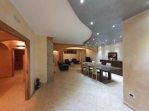 Zimmer, 1 Schlafzimmer, Raucher, Balkon | Innenbereich