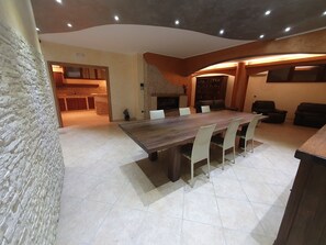 Room, 1 Bedroom, Smoking, Balcony | Dining - Room in B&B - Eden Relax Improves Life (Termoli)