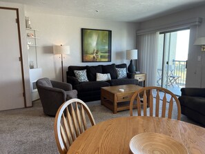 智能電視、DVD 播放機